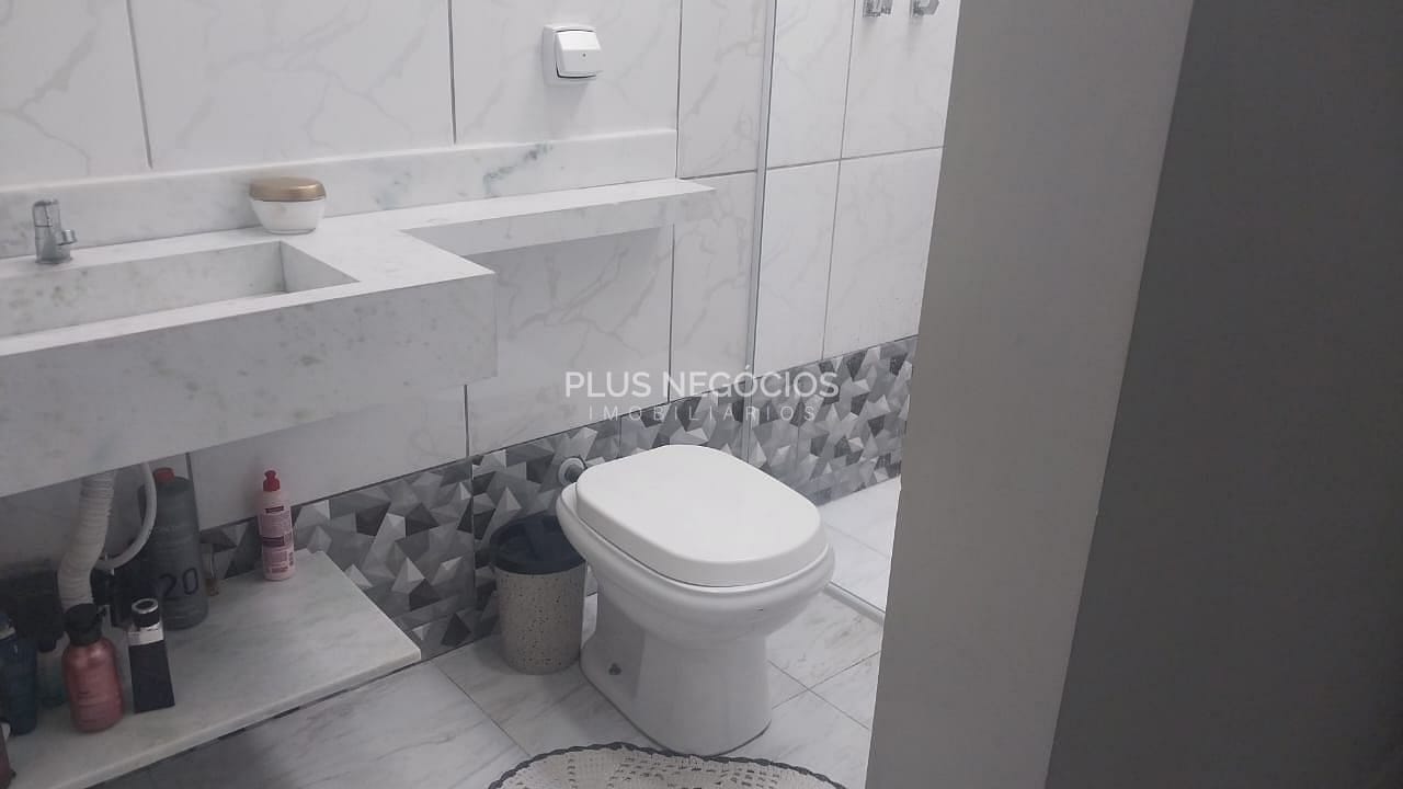 Casa à venda com 2 quartos, 110m² - Foto 13
