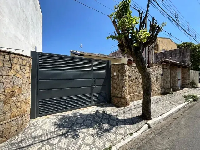 Casa com 208m² 2 quartos e 1 banheiro, à venda, no bairro Vila Resende em Caçapava