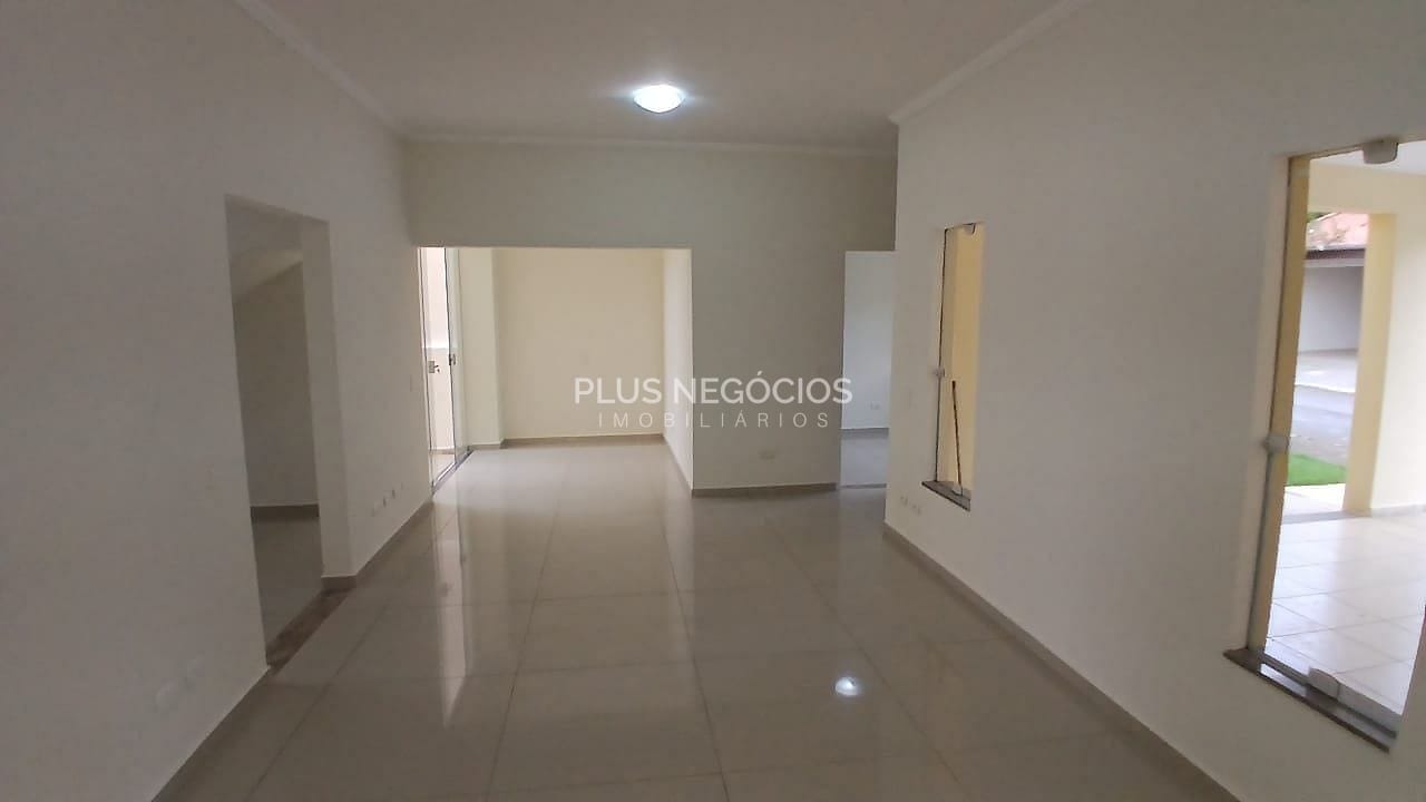 Casa à venda e aluguel com 4 quartos, 228m² - Foto 5