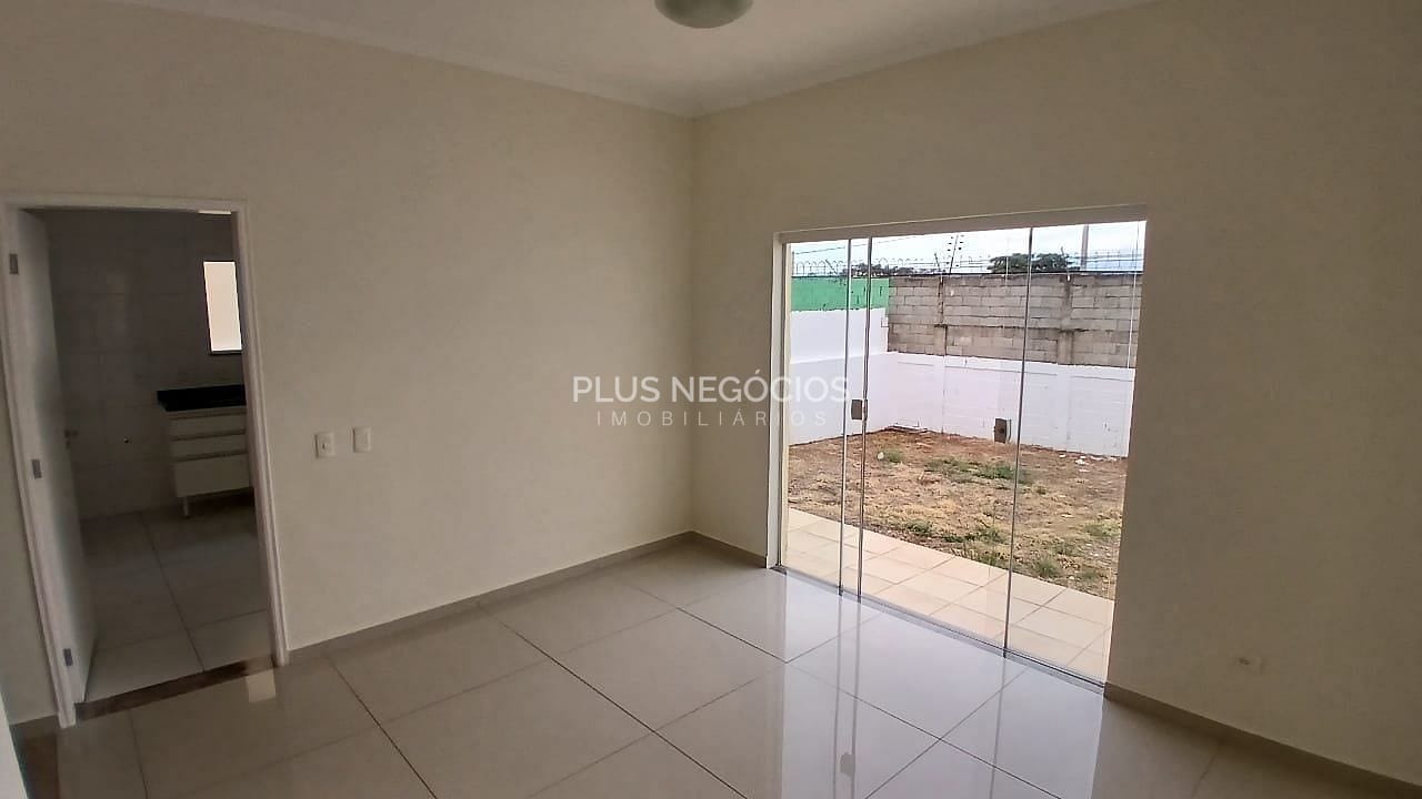Casa à venda e aluguel com 4 quartos, 228m² - Foto 16