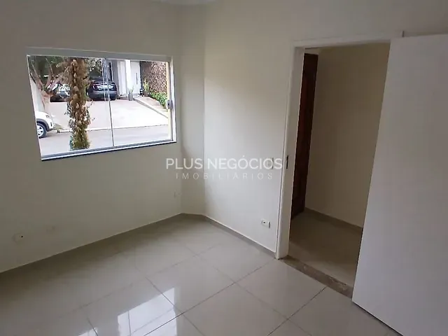 Casa com 300m² 4 quartos e 4 banheiros, à venda, no bairro Fazenda Imperial em Sorocaba