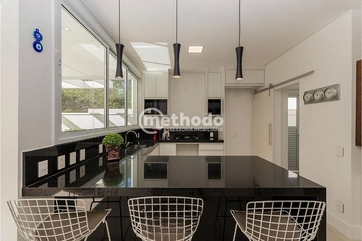 Casa, 3 quartos, 250 m² - Foto 11