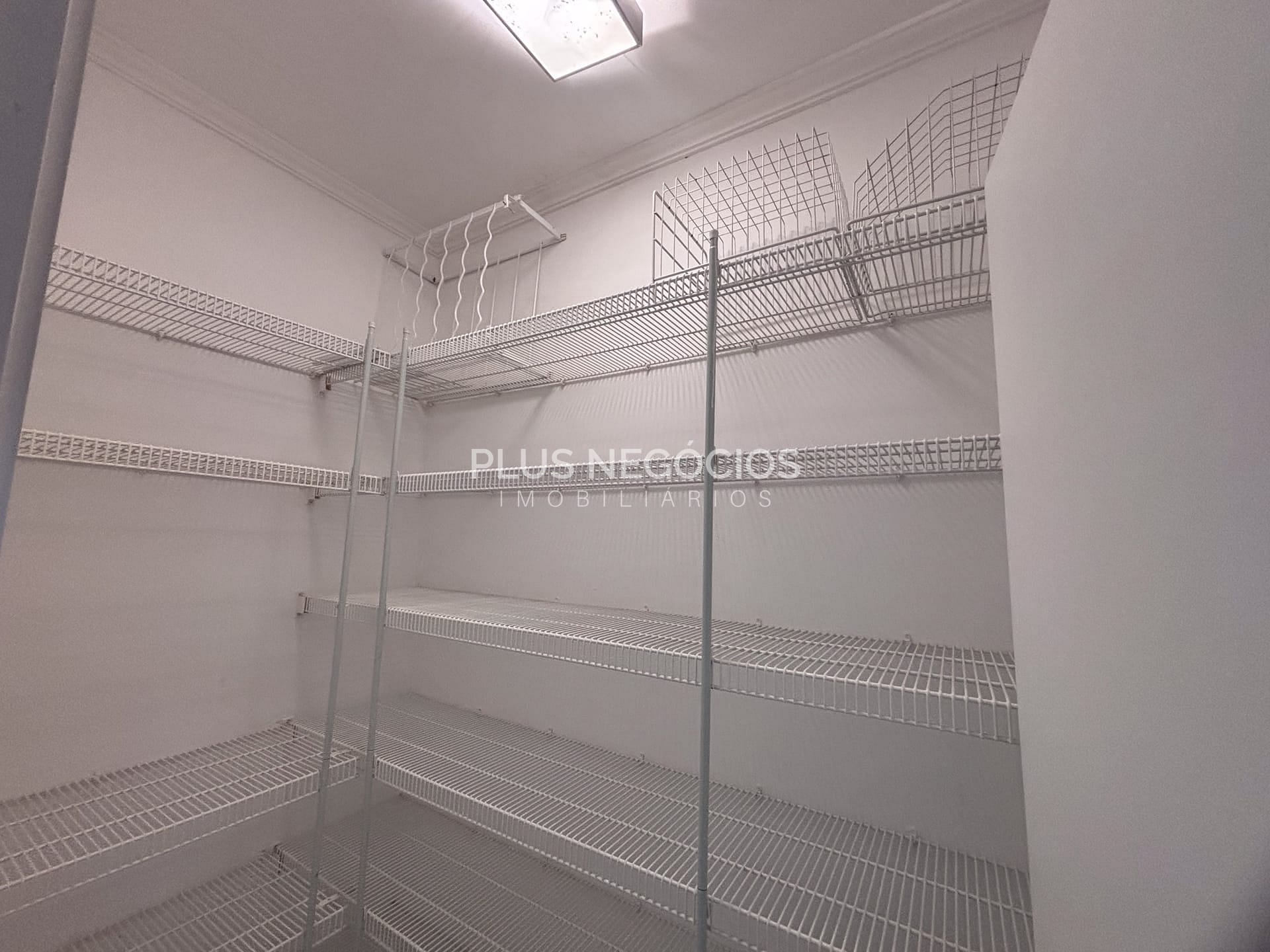 Casa, 4 quartos, 329 m² - Foto 8