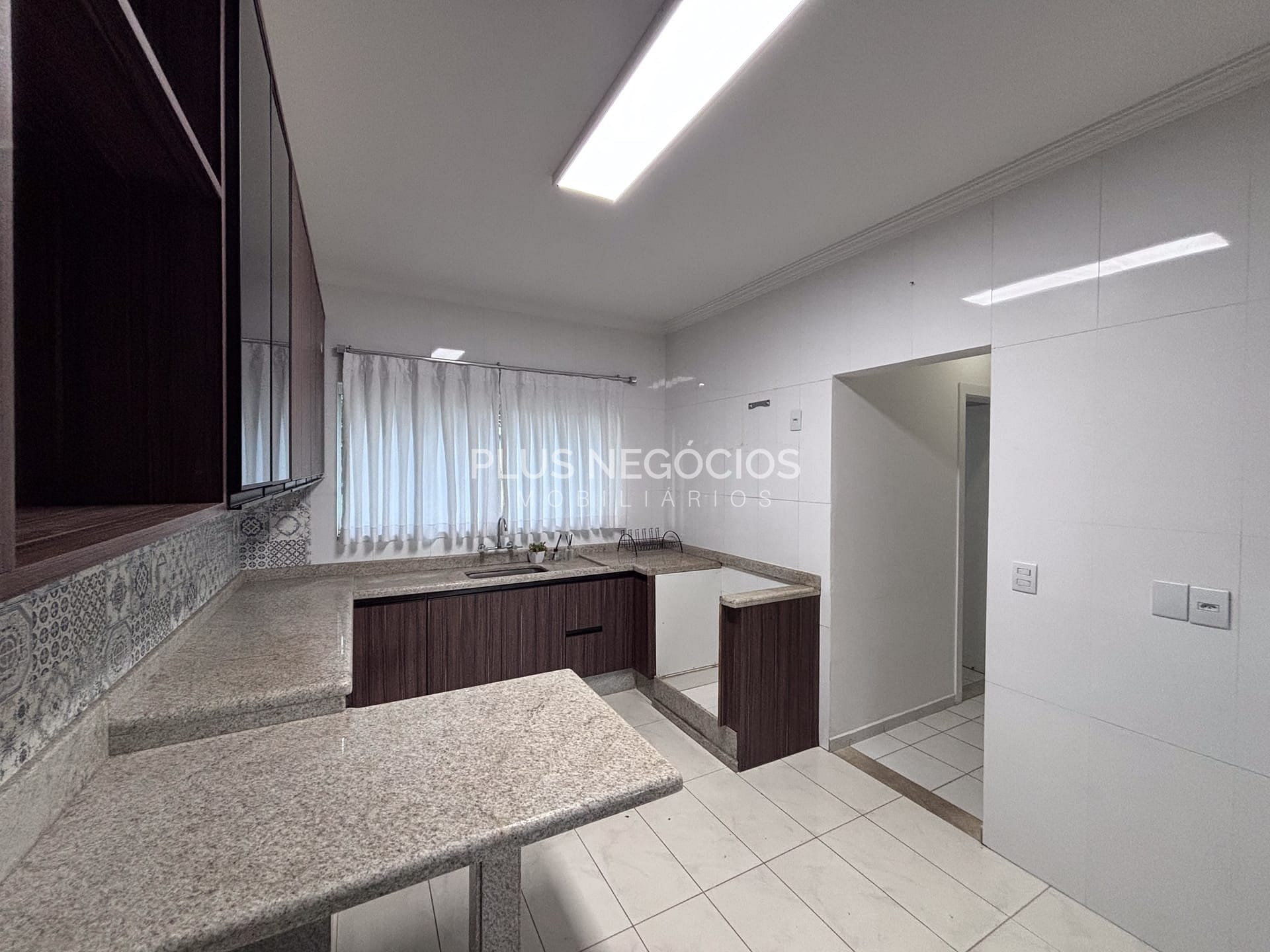 Casa, 4 quartos, 329 m² - Foto 12