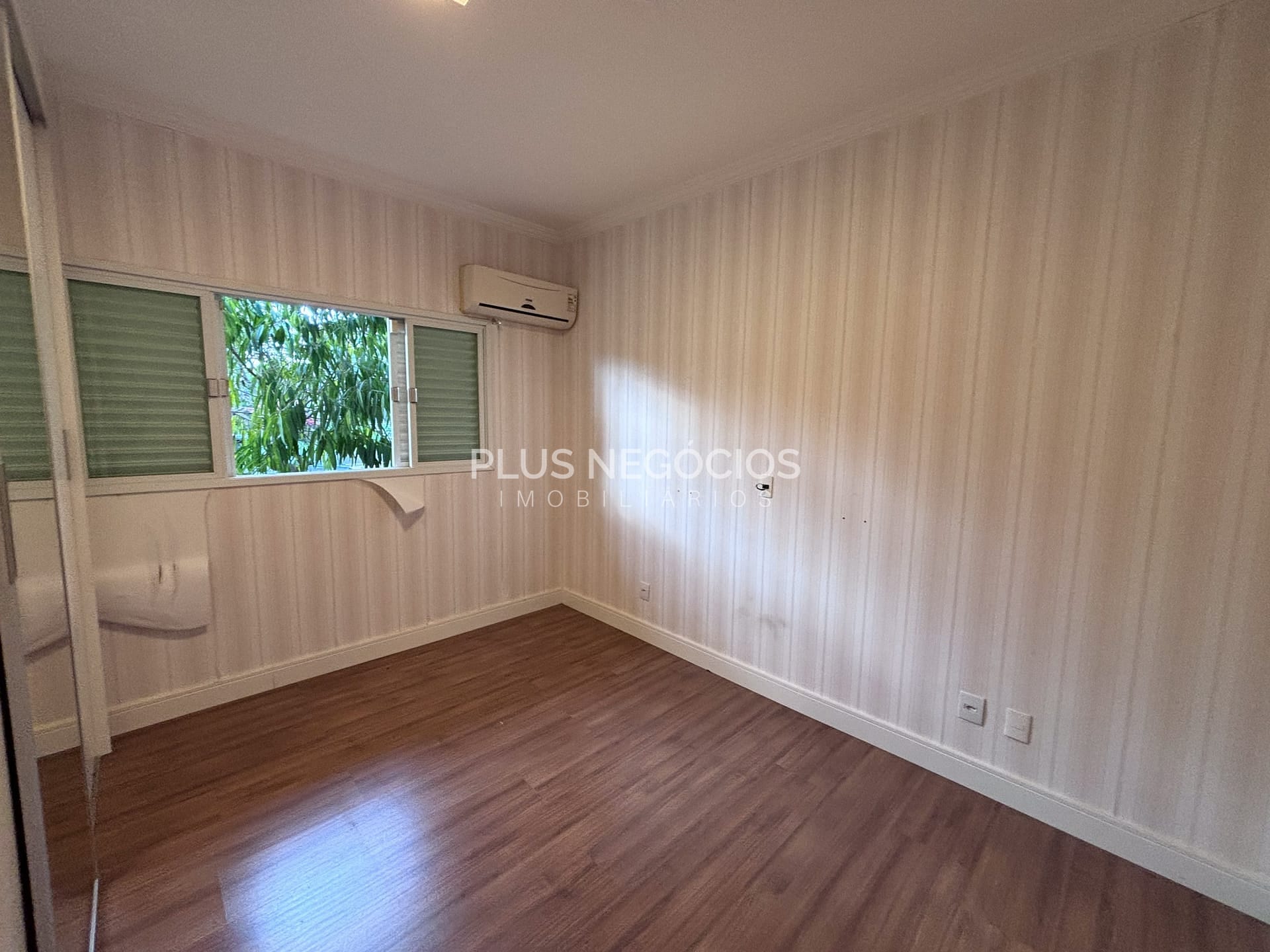 Casa, 4 quartos, 329 m² - Foto 29