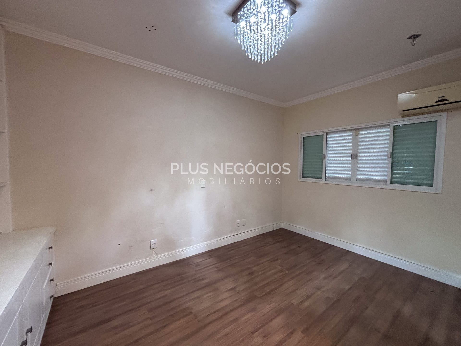Casa, 4 quartos, 329 m² - Foto 40