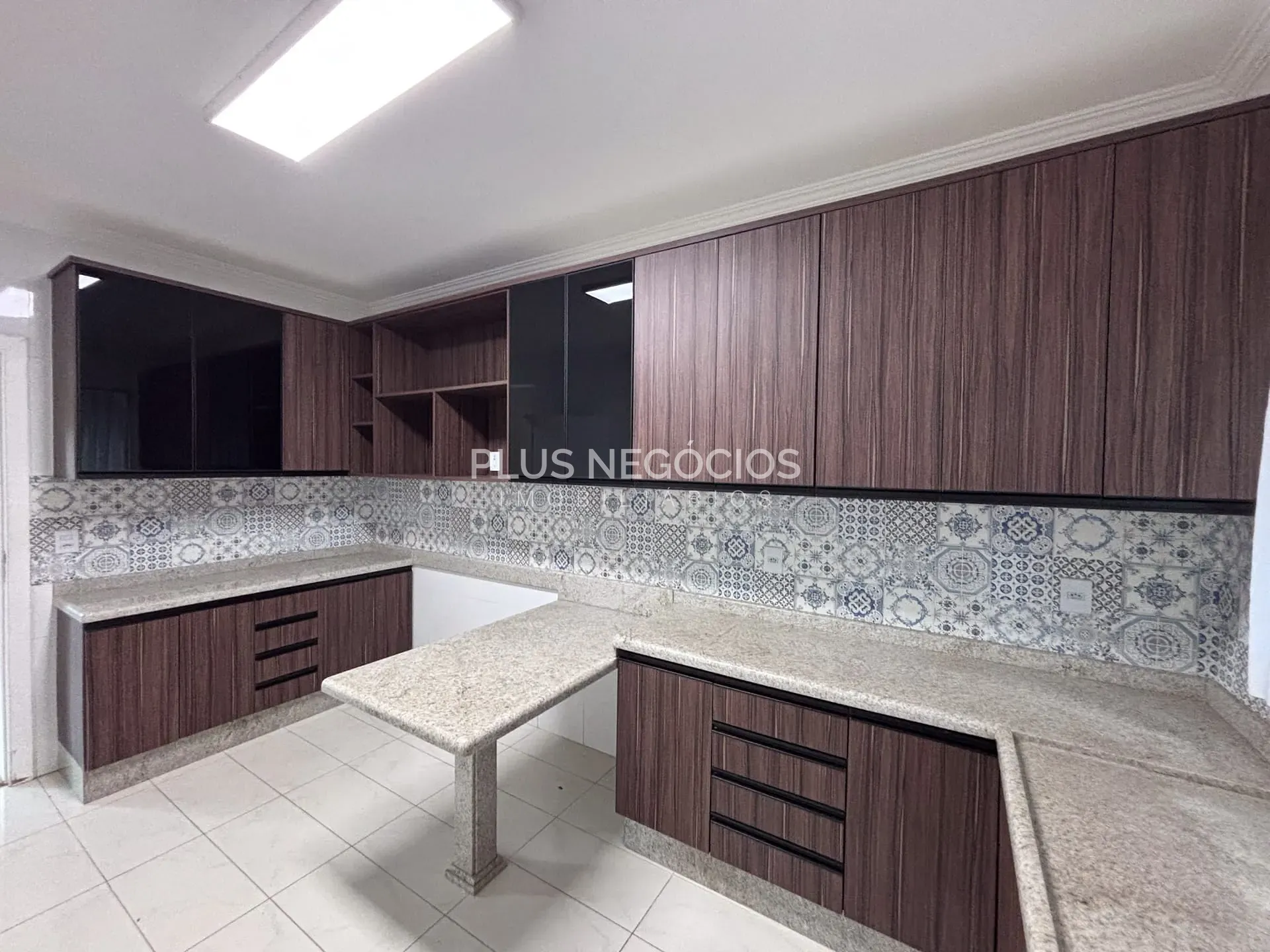 Casa, 4 quartos, 329 m² - Foto 11