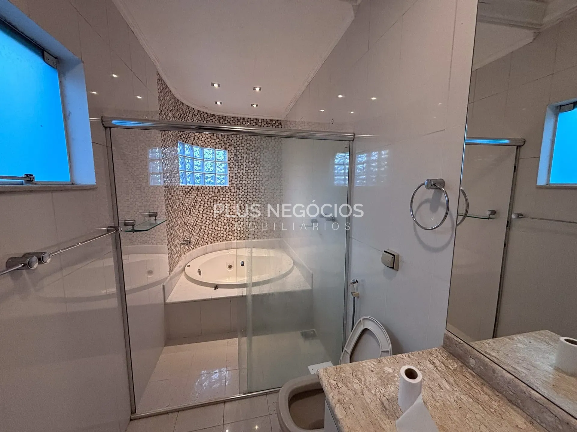 Casa, 4 quartos, 329 m² - Foto 44