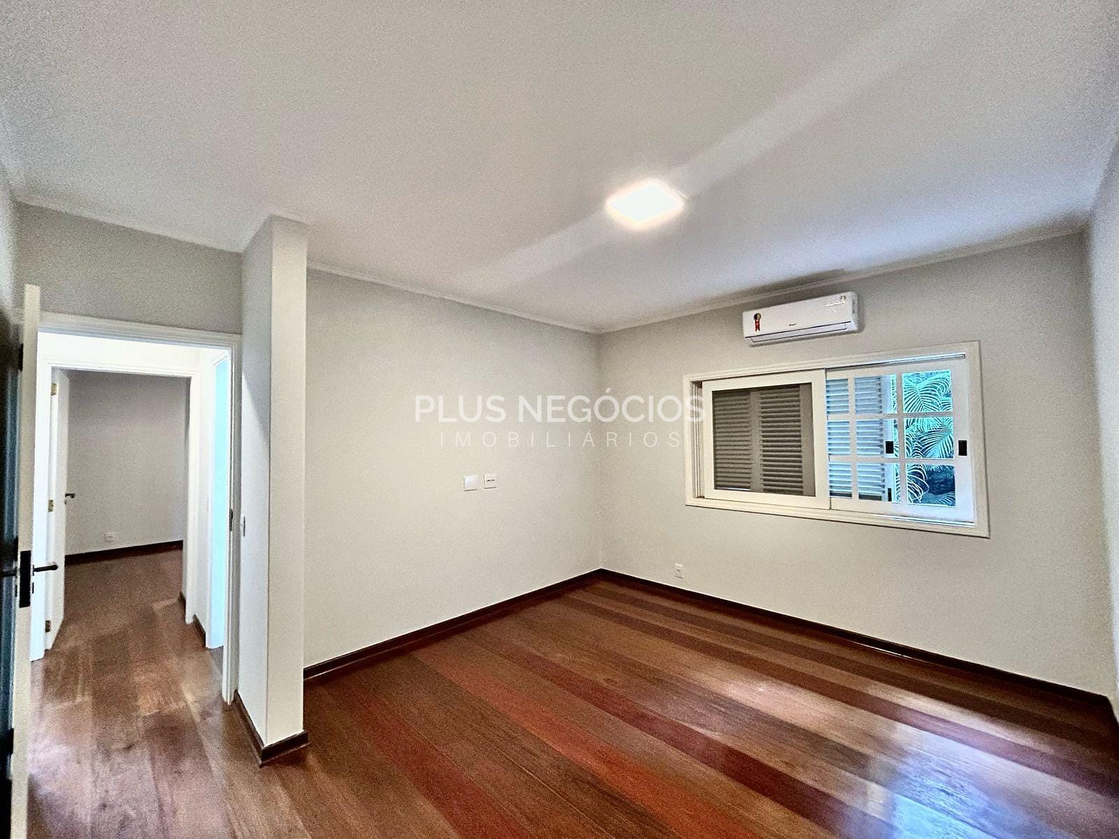 Casa à venda e aluguel com 4 quartos, 500m² - Foto 12