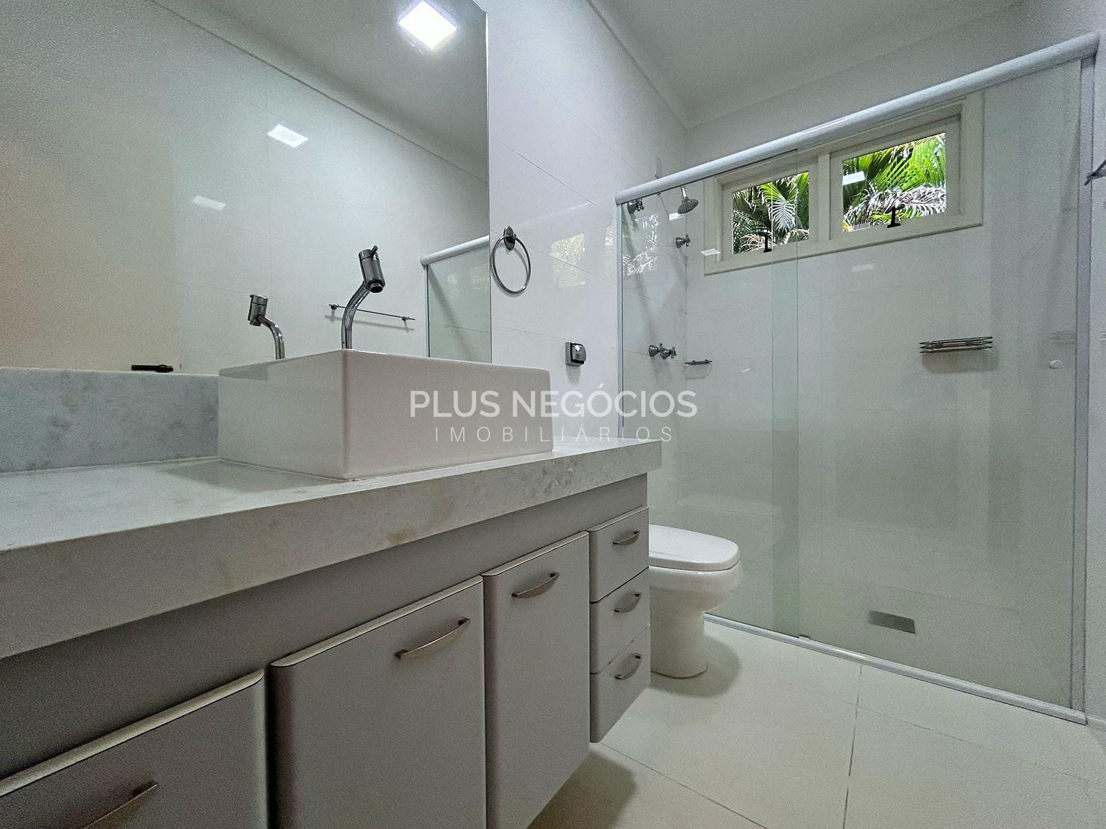 Casa à venda e aluguel com 4 quartos, 500m² - Foto 14