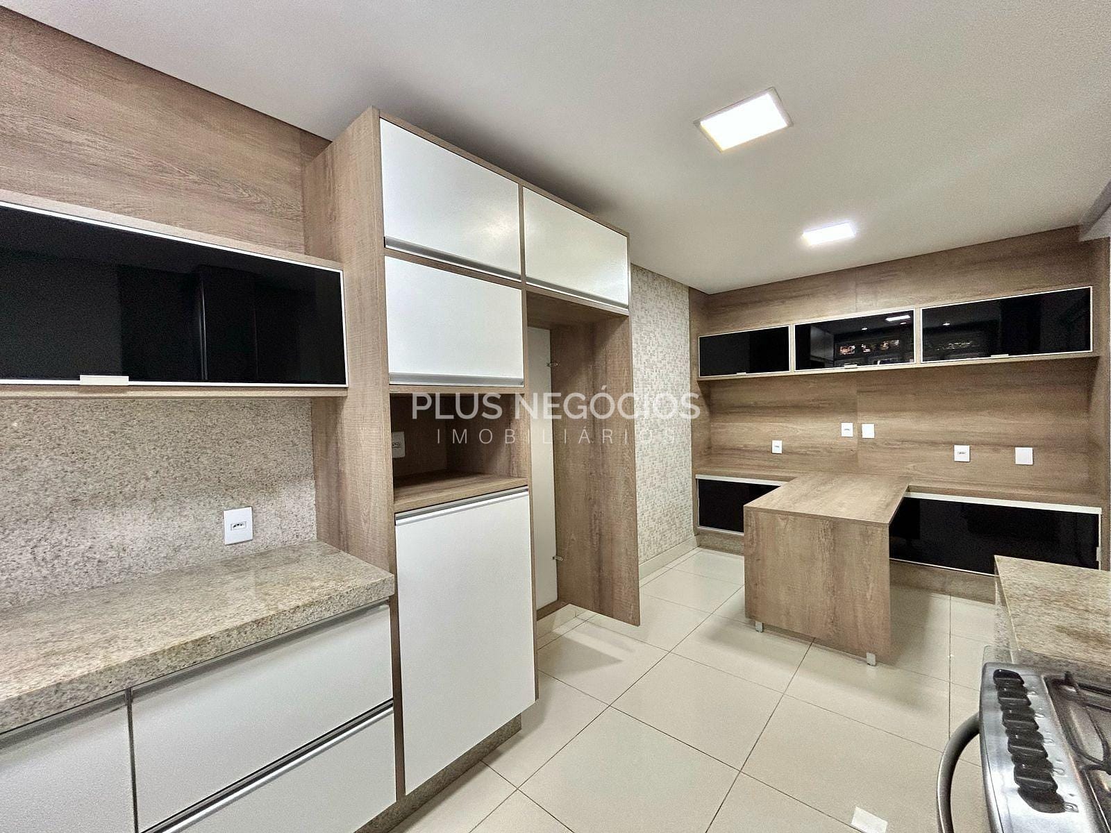 Casa à venda e aluguel com 4 quartos, 500m² - Foto 11