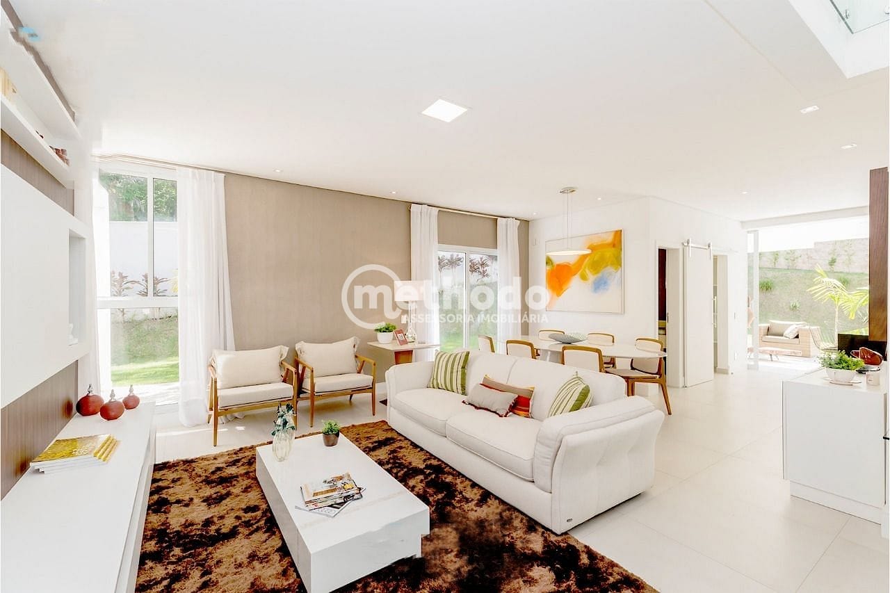 Casa, 3 quartos, 250 m² - Foto 2