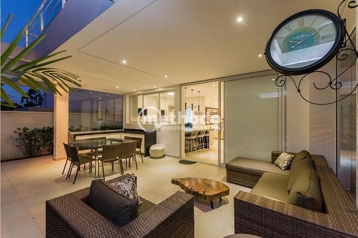 Casa, 3 quartos, 250 m² - Foto 18