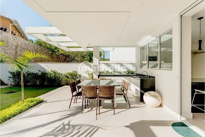 Casa, 3 quartos, 250 m² - Foto 17