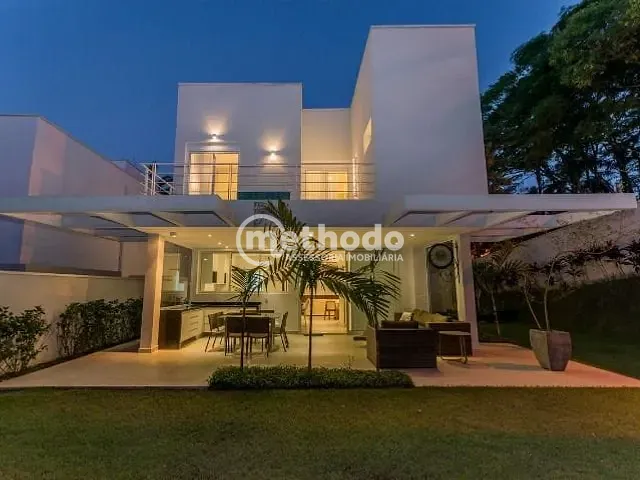 Casa com 300m² 3 quartos e 5 banheiros, à venda ou para alugar, no bairro Gramado em Campinas