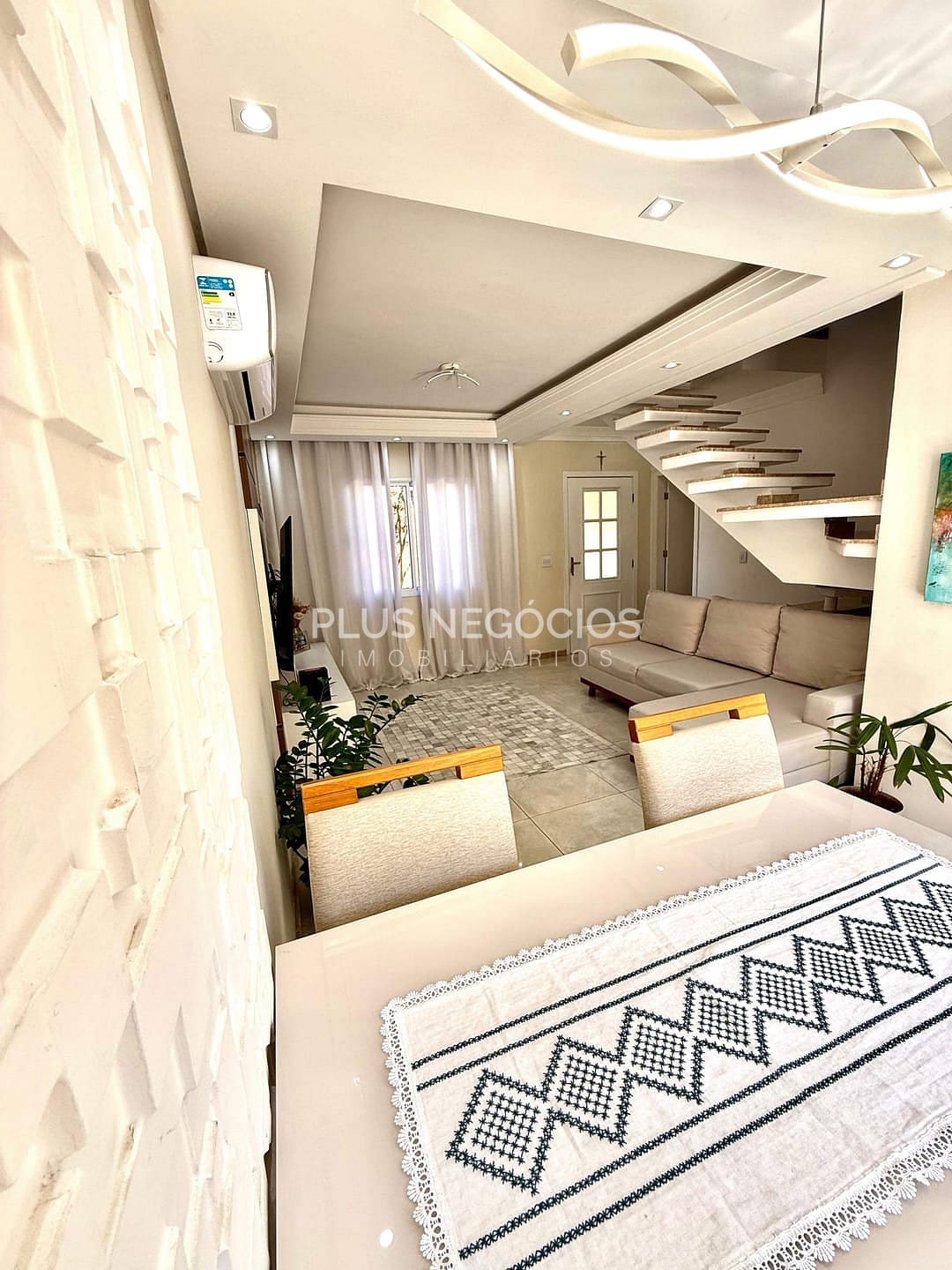 Casa à venda com 3 quartos, 147m² - Foto 6