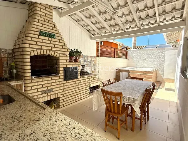 Casa com 180m² 3 quartos e 4 banheiros, à venda, no bairro Além Ponte em Sorocaba