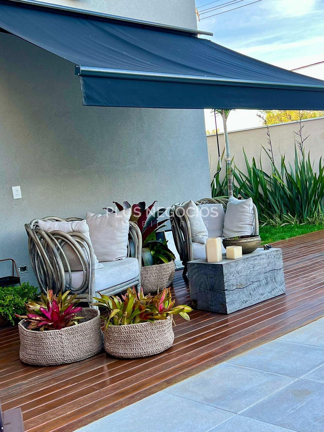 Casa à venda com 4 quartos, 311m² - Foto 9