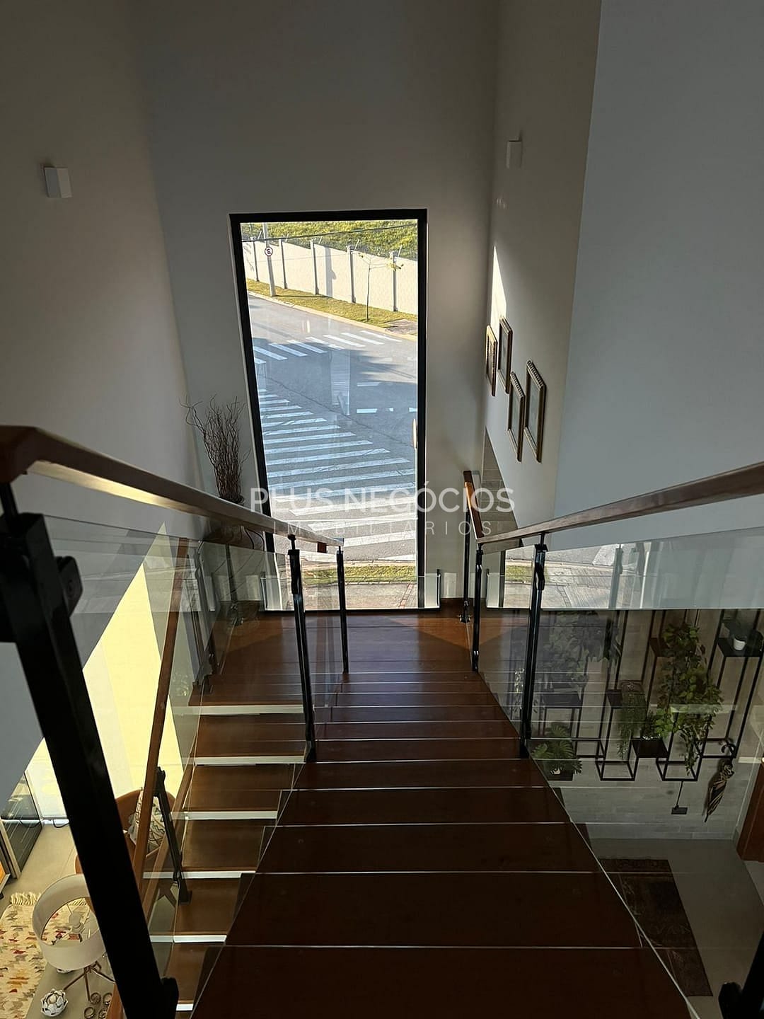 Casa à venda com 4 quartos, 311m² - Foto 11