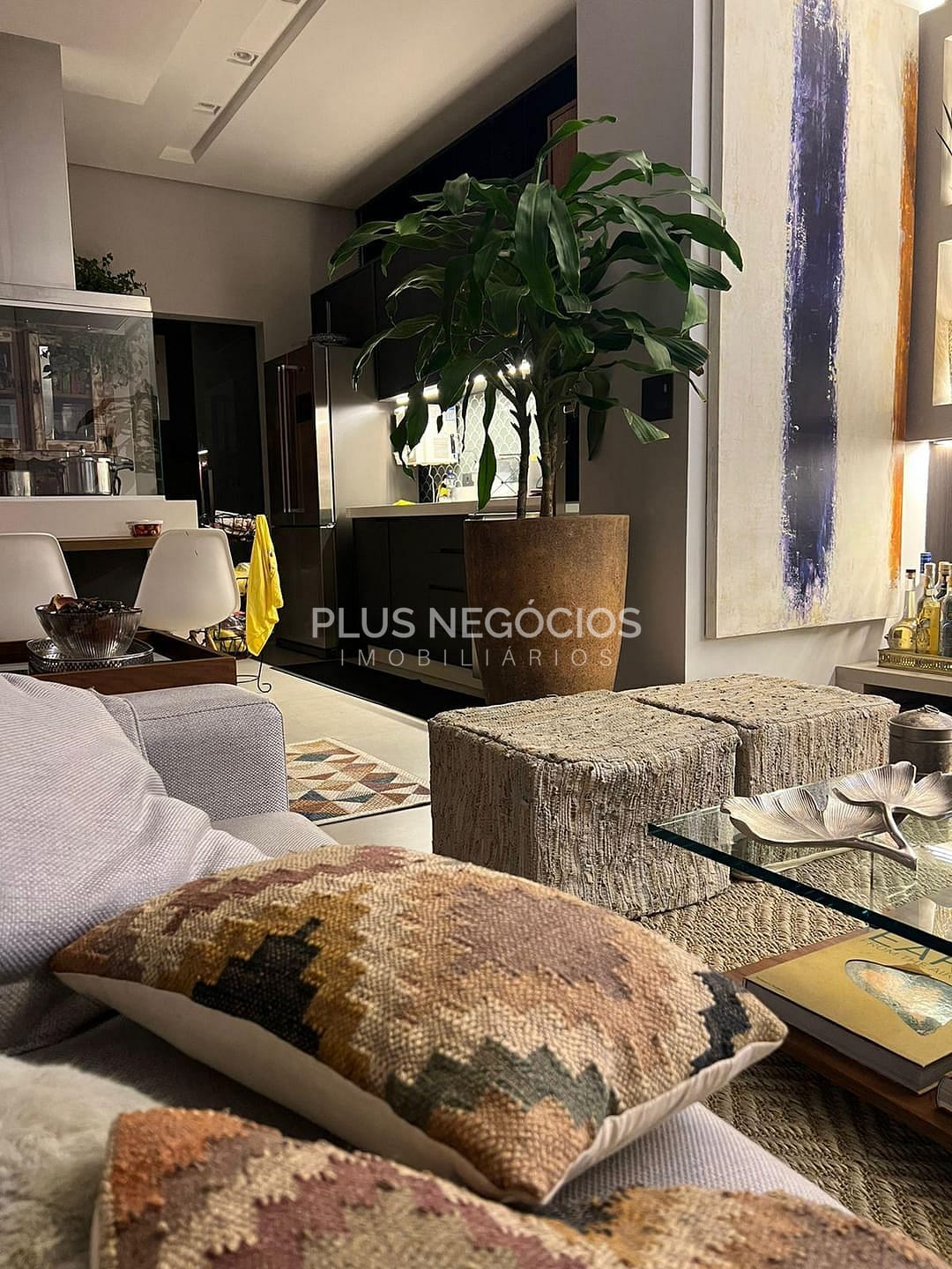 Casa à venda com 4 quartos, 311m² - Foto 13