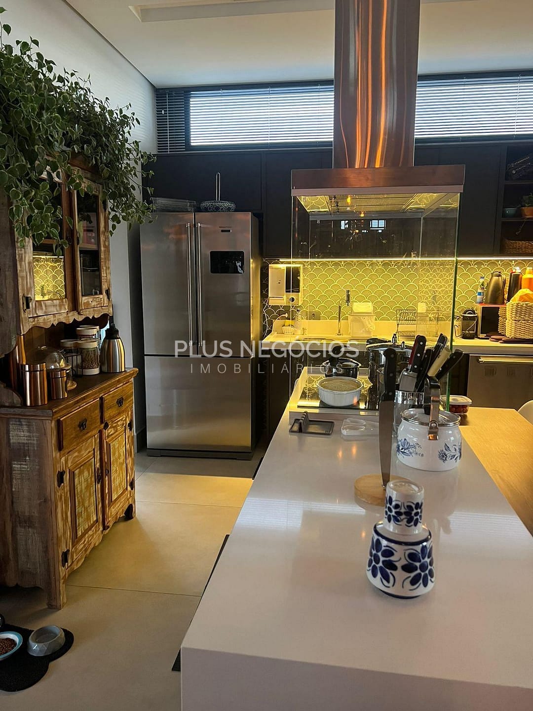 Casa à venda com 4 quartos, 311m² - Foto 15
