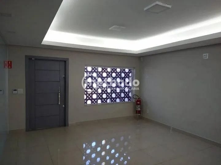 Casa, 7 quartos, 361 m² - Foto 4