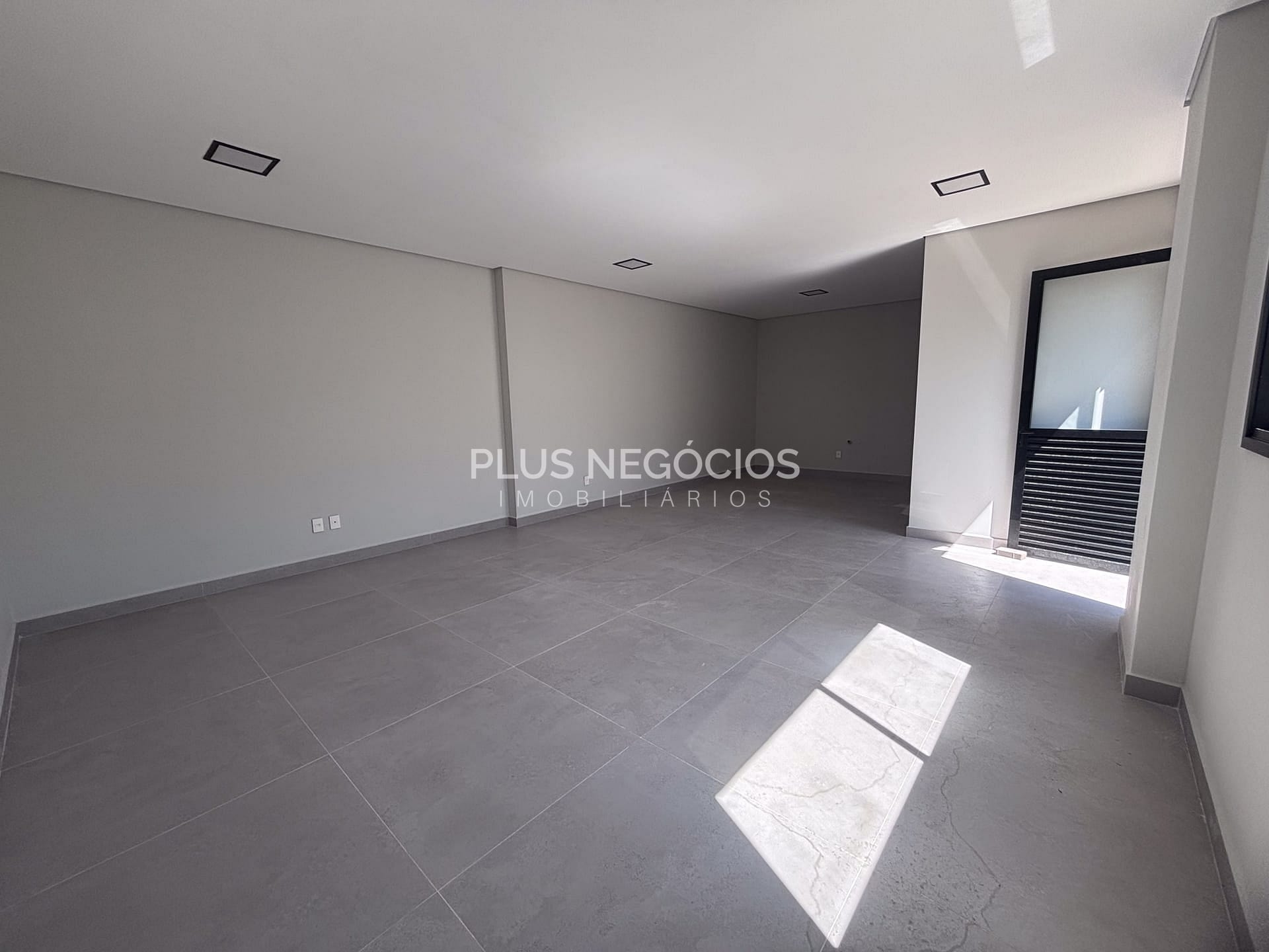 Casa à venda com 4 quartos, 299m² - Foto 52