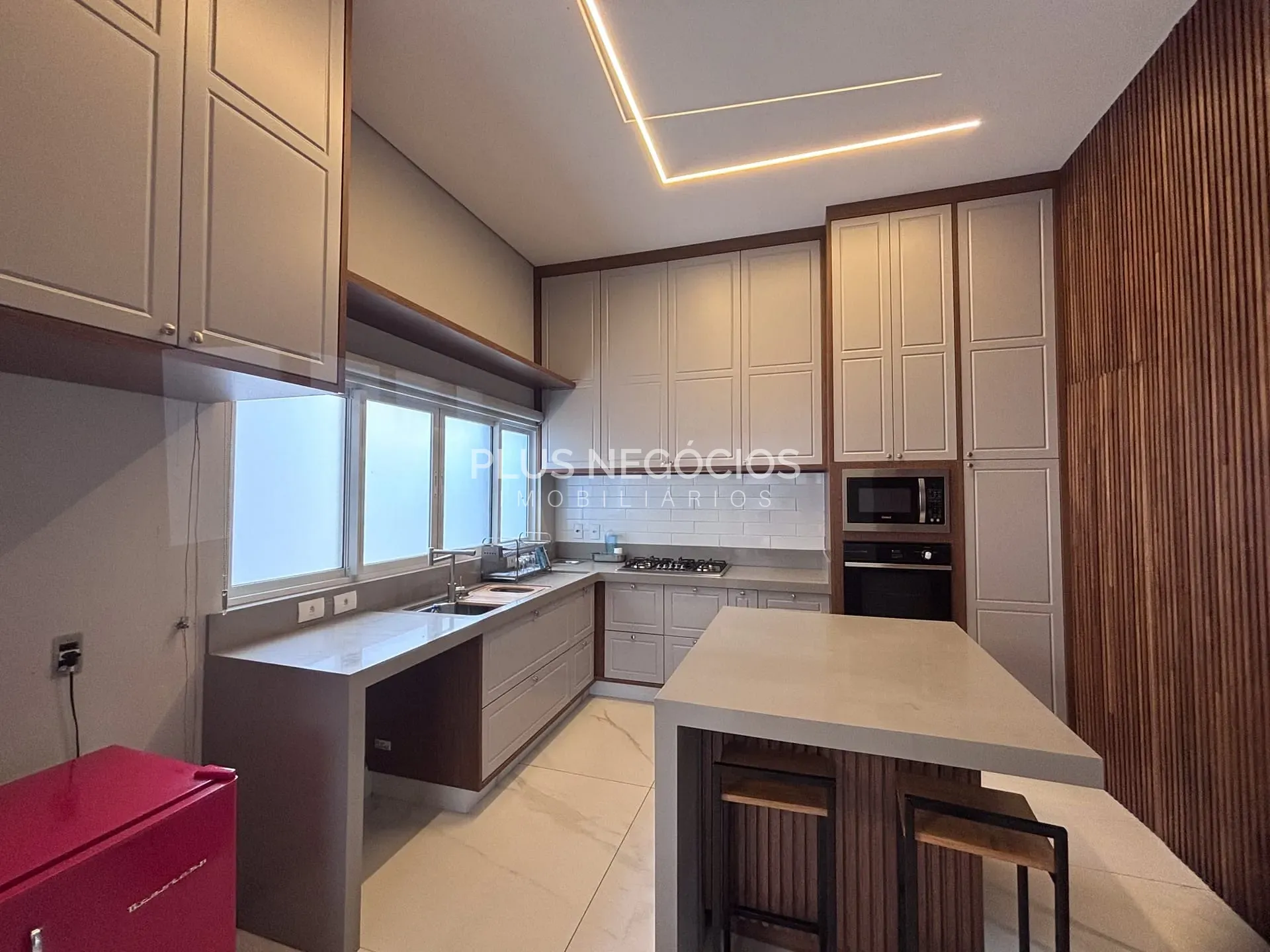 Casa, 4 quartos, 350 m² - Foto 10