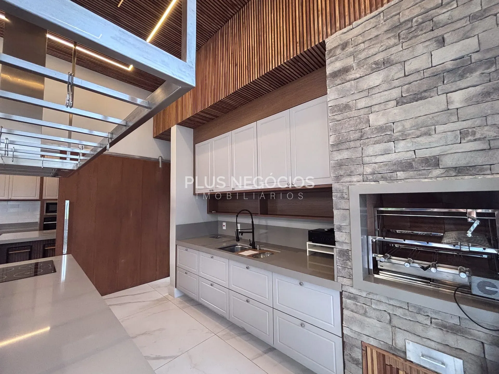 Casa, 4 quartos, 350 m² - Foto 17