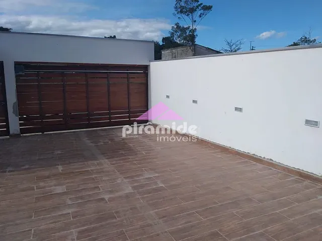 Casa com 250m² 4 quartos e 4 banheiros, à venda, no bairro Massaguaçu em Caraguatatuba