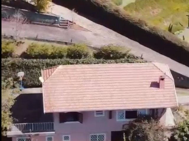 Casa com 1350m² 4 quartos e 3 banheiros, à venda, no bairro Condominio Vale do Sol em Campos Do Jordão