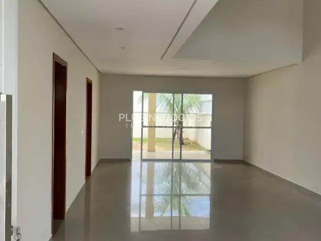 Casa com 200m² 3 quartos e 5 banheiros, para alugar, no bairro Chácaras Reunidas São Jorge em Sorocaba