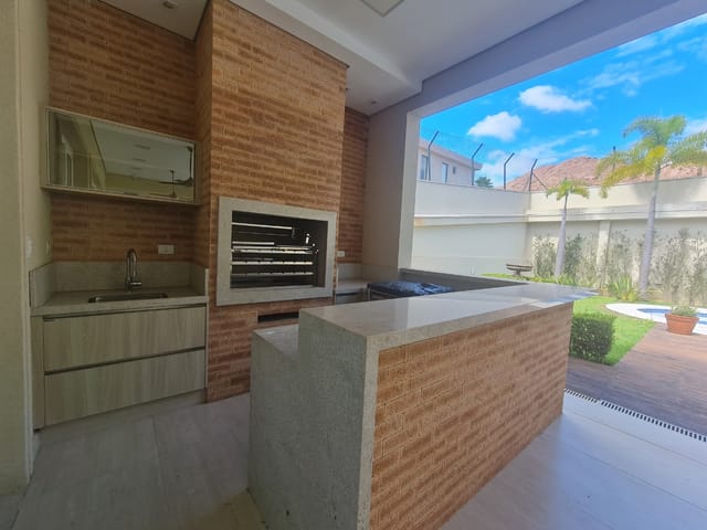 Casa com 700m² 4 quartos e 7 banheiros, à venda, no bairro Tamboré em Santana de Parnaíba