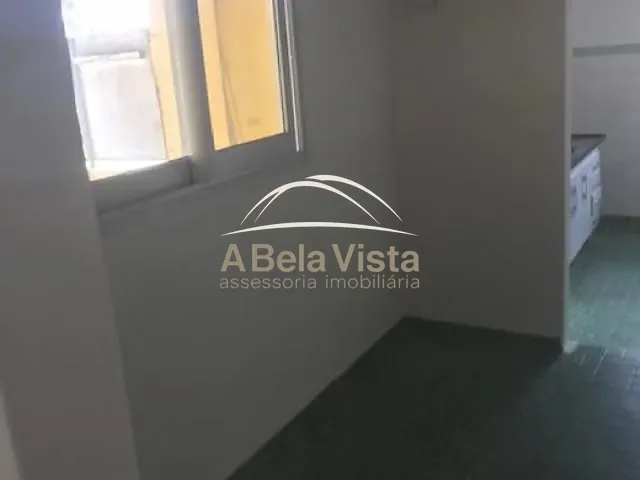Casa com 200m² 3 quartos e 1 banheiro, à venda, no bairro KM 18 em Osasco