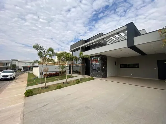 Casa 4 quartos e 6 banheiros, à venda, no bairro Jardim Residencial Dona Lucilla em Indaiatuba