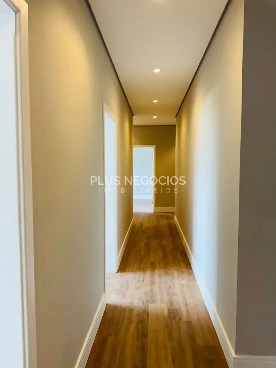 Casa, 4 quartos, 378 m² - Foto 8