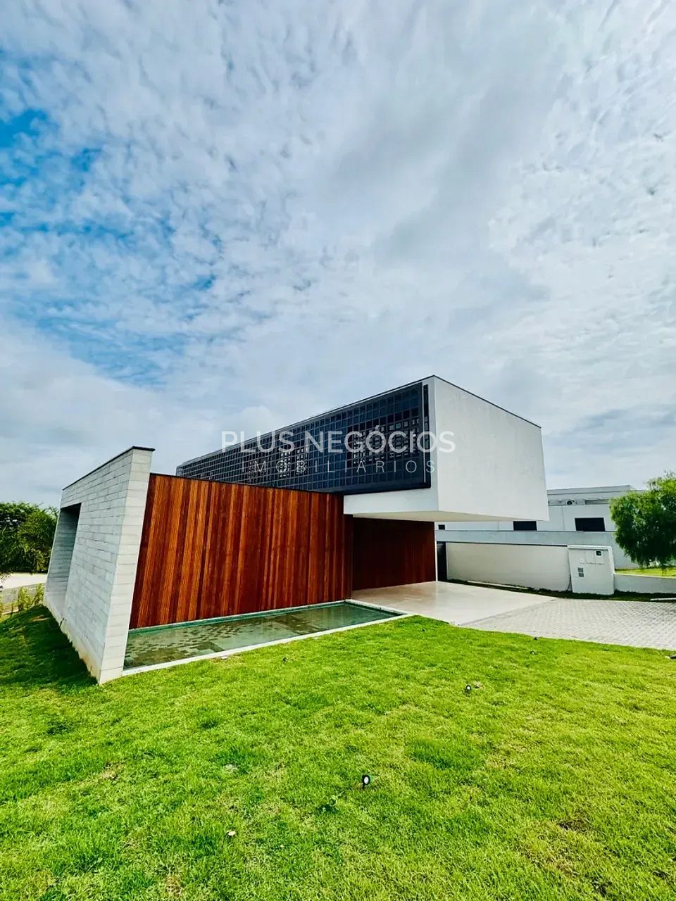 Casa, 4 quartos, 378 m² - Foto 1