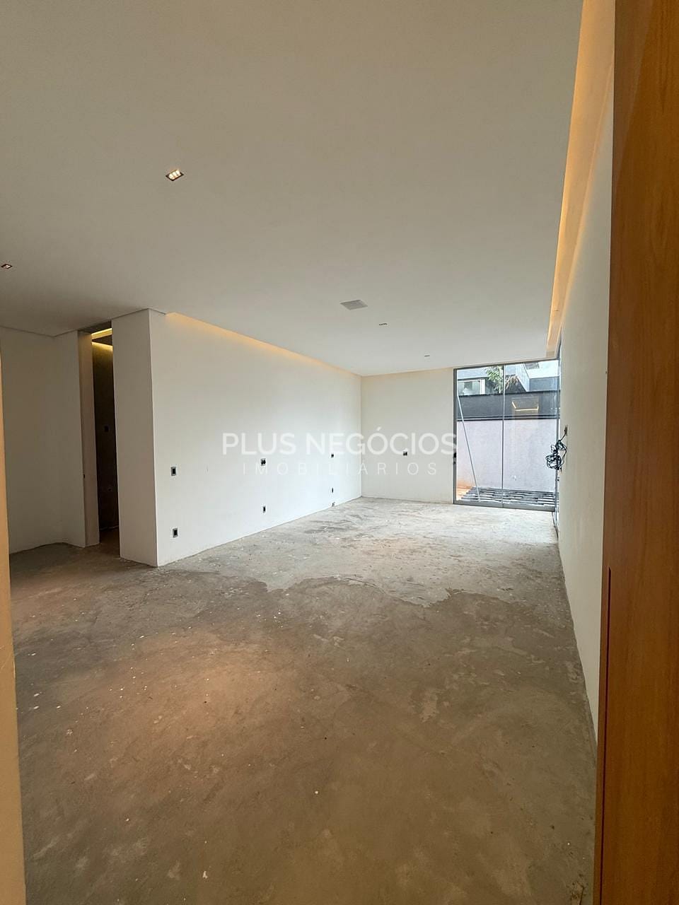 Casa à venda com 4 quartos, 320m² - Foto 12