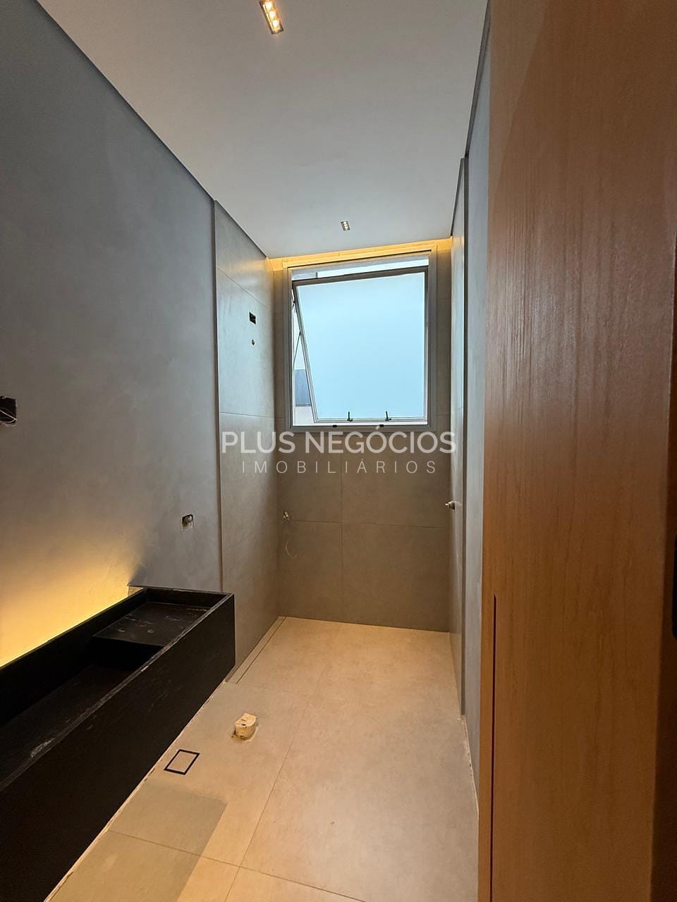 Casa à venda com 4 quartos, 320m² - Foto 18
