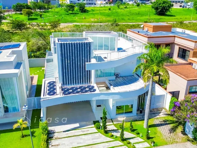 Casa com 451m² 5 quartos e 6 banheiros, à venda, no bairro Urbanova em São José dos Campos