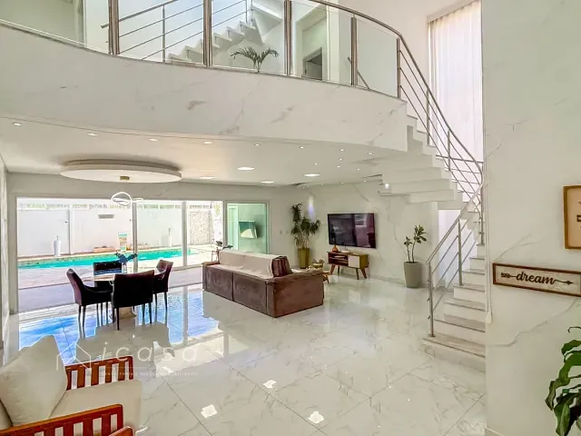 Casa com 451m² 5 quartos e 6 banheiros, à venda, no bairro Urbanova em São José dos Campos