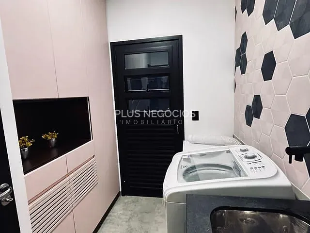 Casa com 306m² 4 quartos e 5 banheiros, à venda, no bairro Green Valley em Votorantim