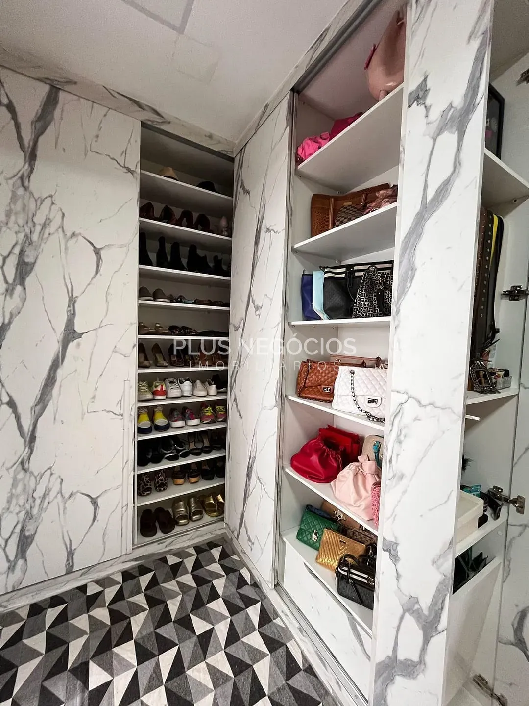 Casa, 4 quartos, 255 m² - Foto 6