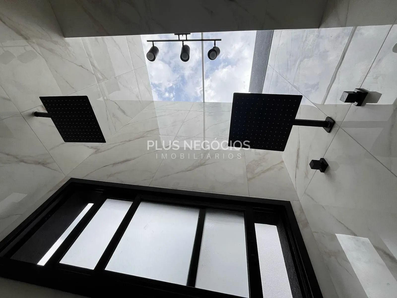 Casa, 4 quartos, 255 m² - Foto 17