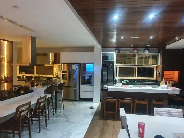 Casa com 450m² 6 quartos e 8 banheiros, à venda, no bairro Condomínio Residencial Jaguary em São José dos Campos