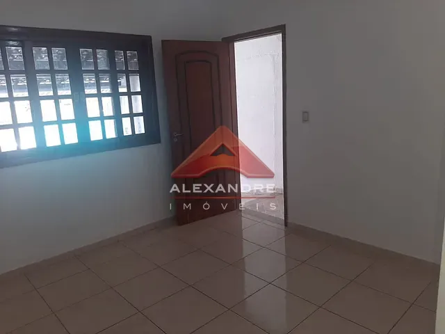 Casa com 125m² 3 quartos e 2 banheiros, à venda, no bairro Conjunto Residencial Galo Branco em São José dos Campos