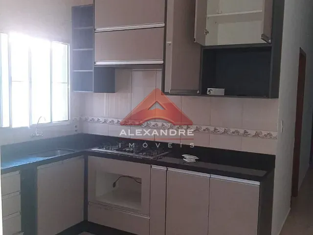 Casa com 125m² 3 quartos e 2 banheiros, à venda, no bairro Conjunto Residencial Galo Branco em São José dos Campos