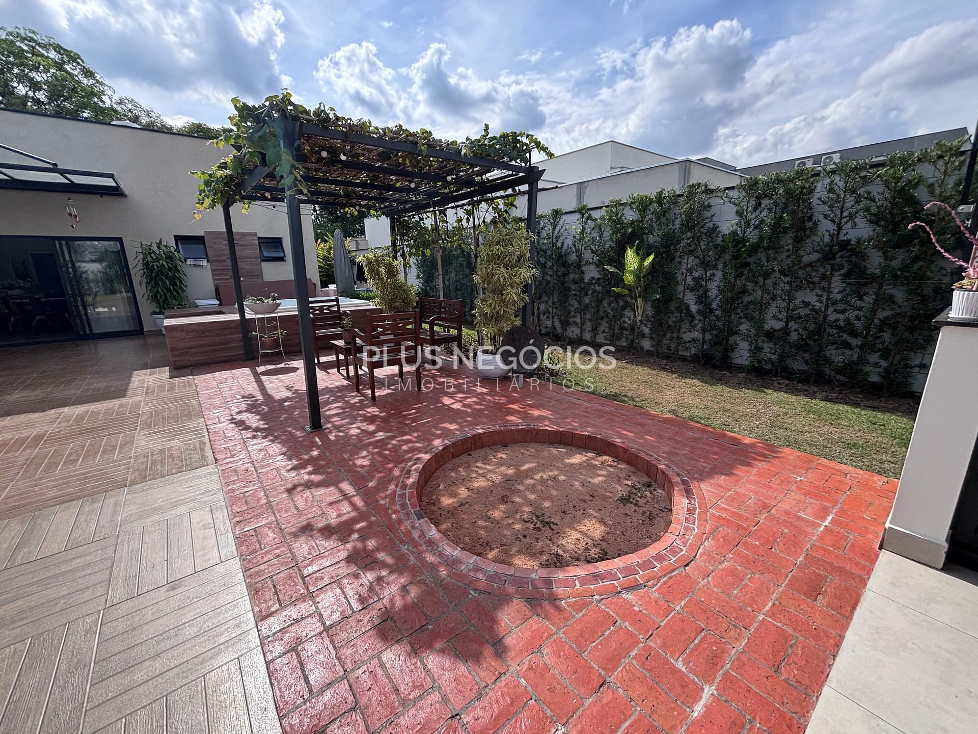 Casa, 3 quartos, 291 m² - Foto 44