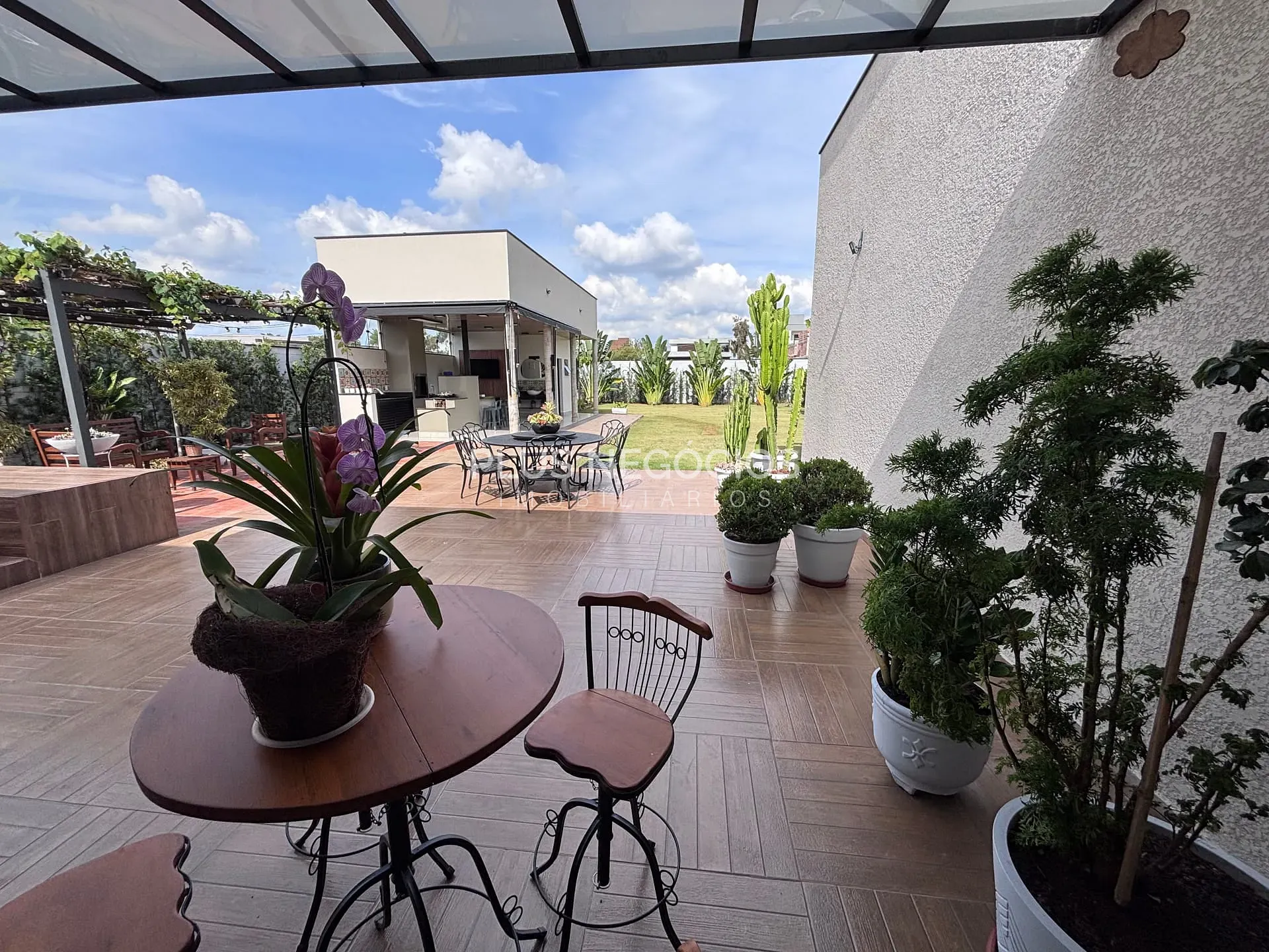 Casa, 3 quartos, 291 m² - Foto 1