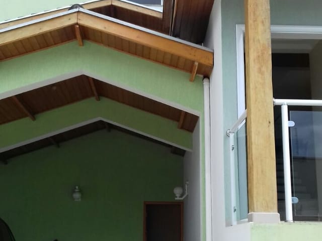 Casa com 744m² 3 quartos e 5 banheiros, à venda, no bairro Portal das Colinas em Guaratinguetá